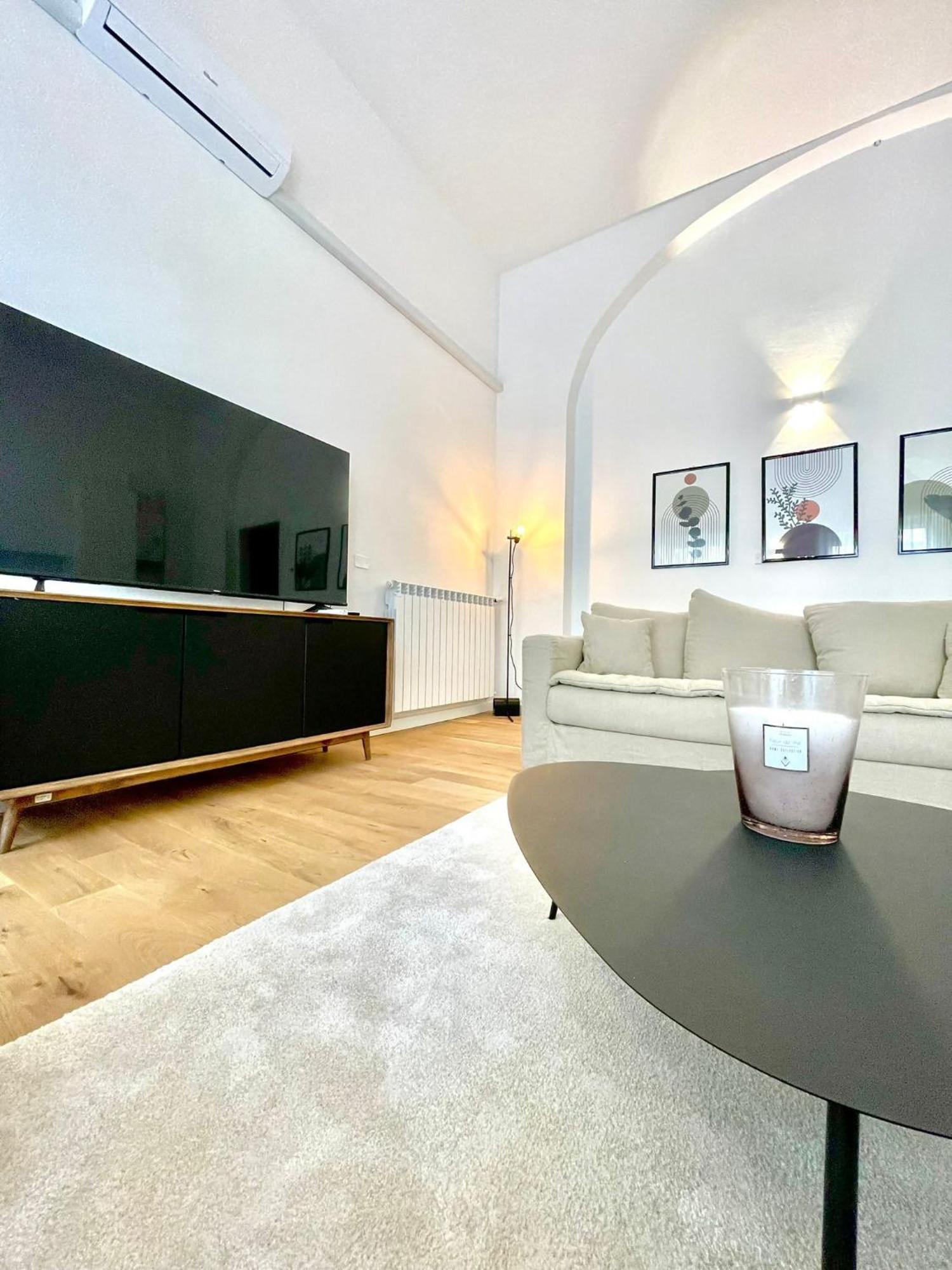 I Marmi New Royal Design Apartment ลีวอร์โน ภายนอก รูปภาพ